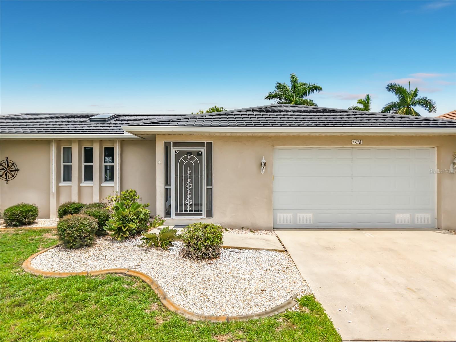 1438 SEA FAN DRIVE
