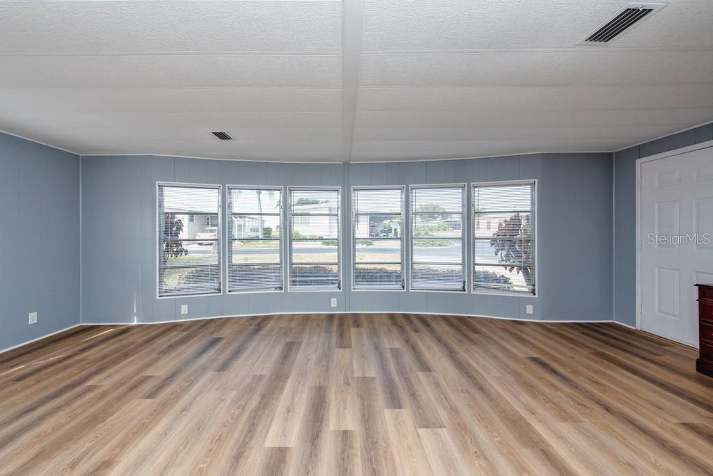 PALM HILL MOBILE HOME PARK UNREC - Residential