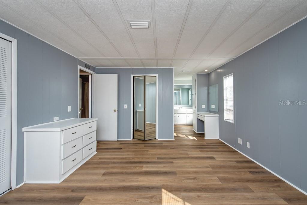 PALM HILL MOBILE HOME PARK UNREC - Residential