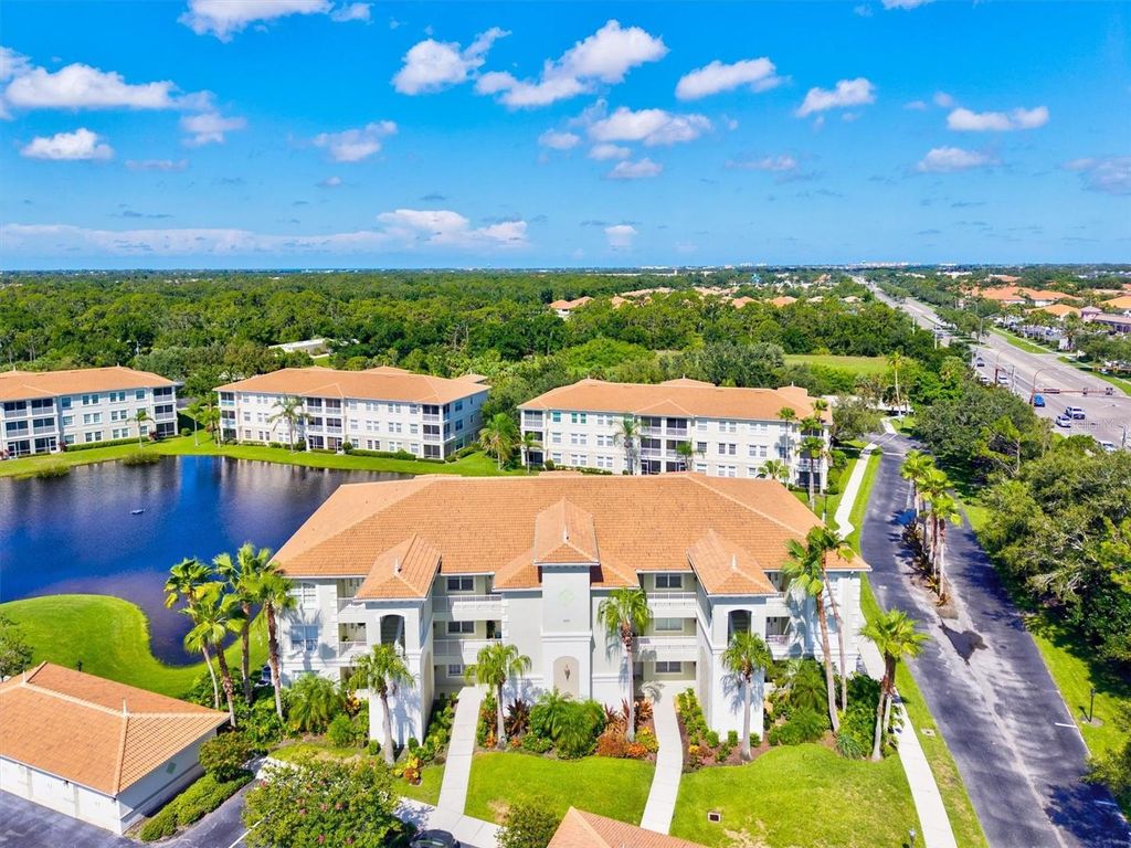 Photo of 1000 San Lino Circle #1032, Venice, FL 34292 (MLS # A4656817)
