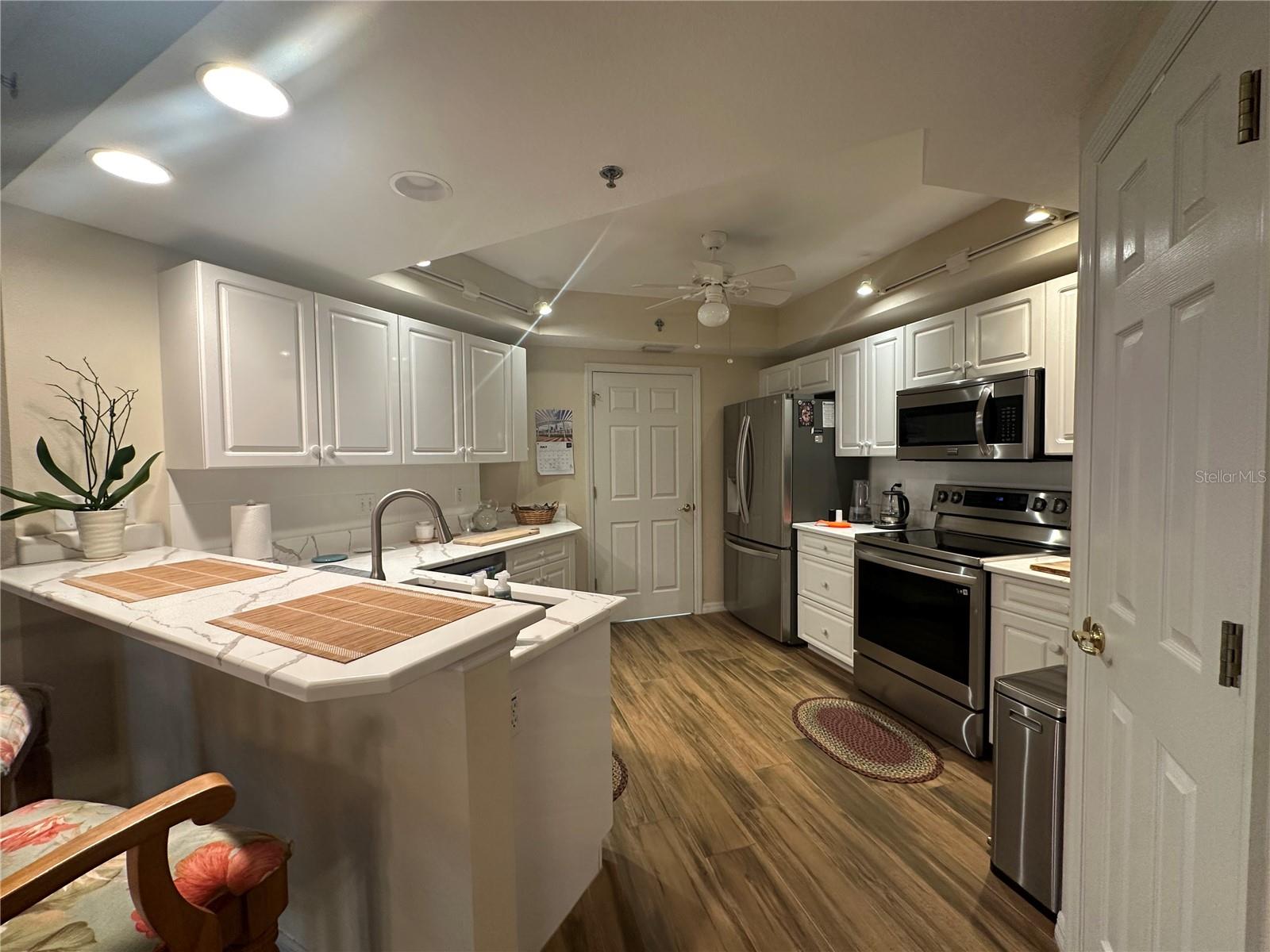 OCEAN WALK CONDO AT NSB BLDG 08 - Residential Lease