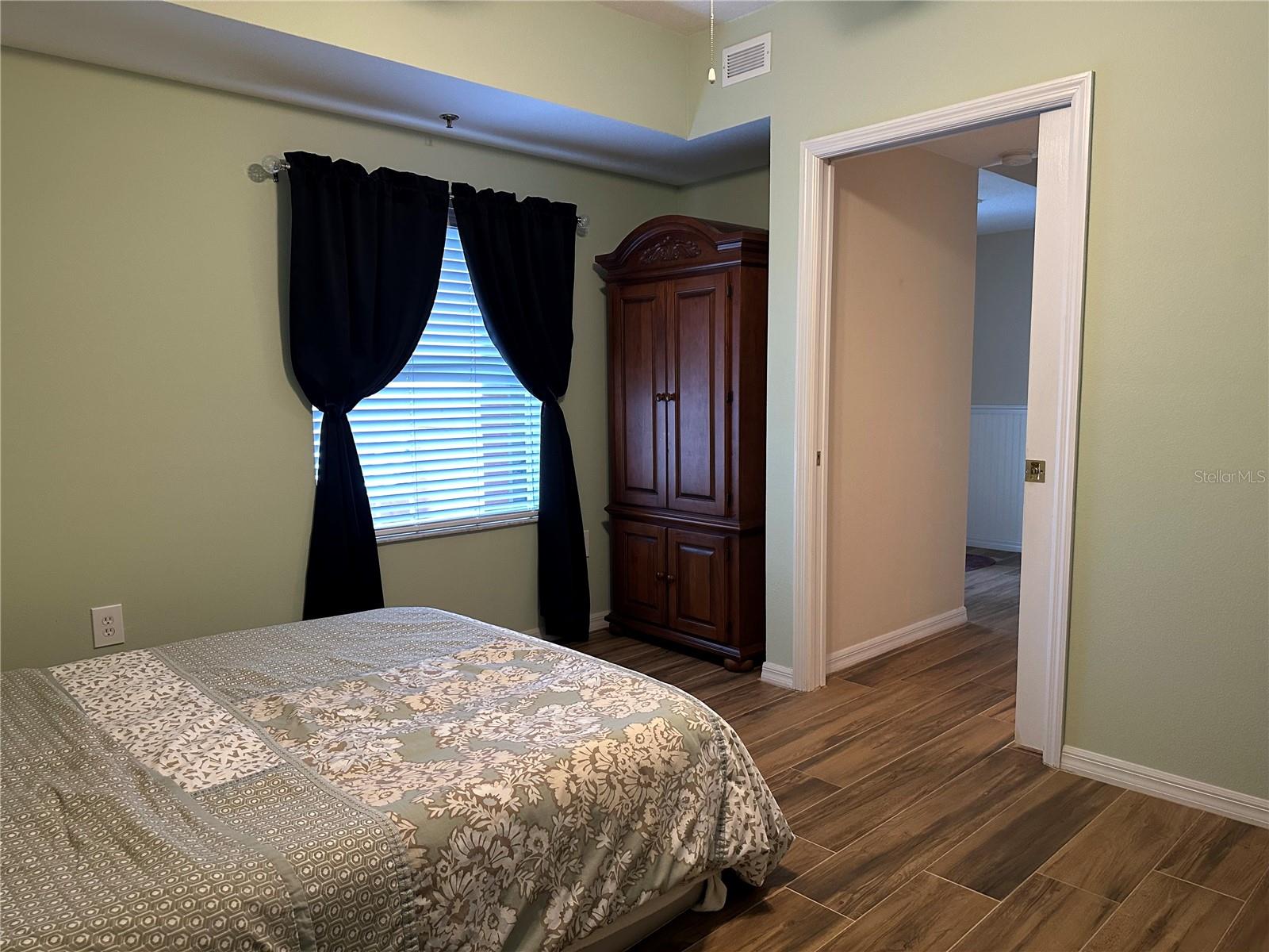 OCEAN WALK CONDO AT NSB BLDG 08 - Residential Lease