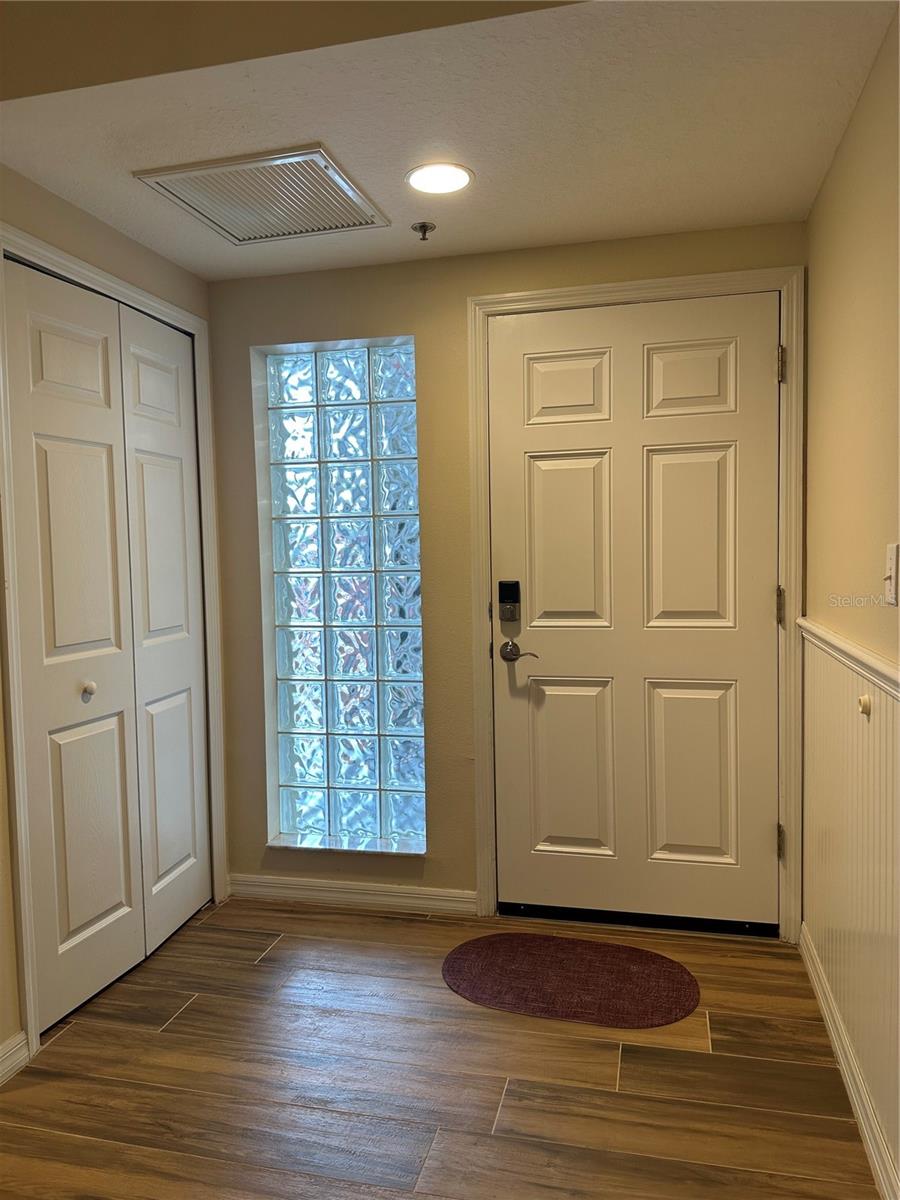 OCEAN WALK CONDO AT NSB BLDG 08 - Residential Lease