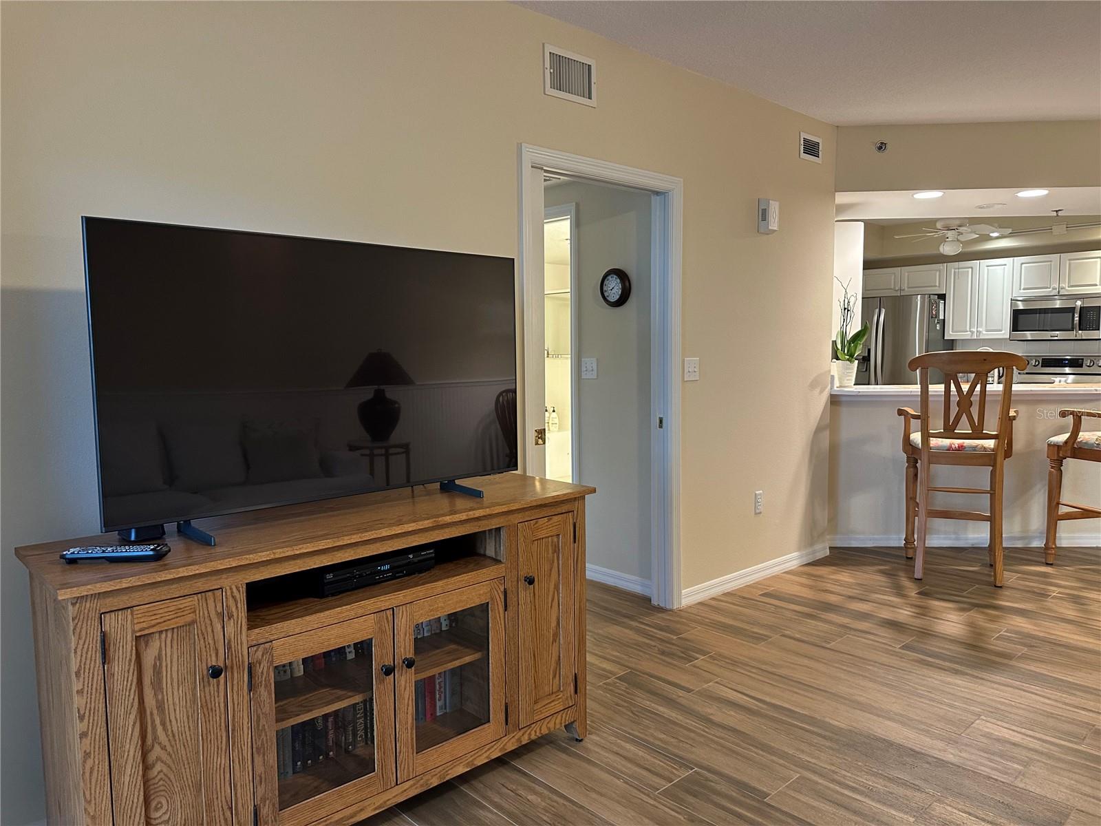 OCEAN WALK CONDO AT NSB BLDG 08 - Residential Lease