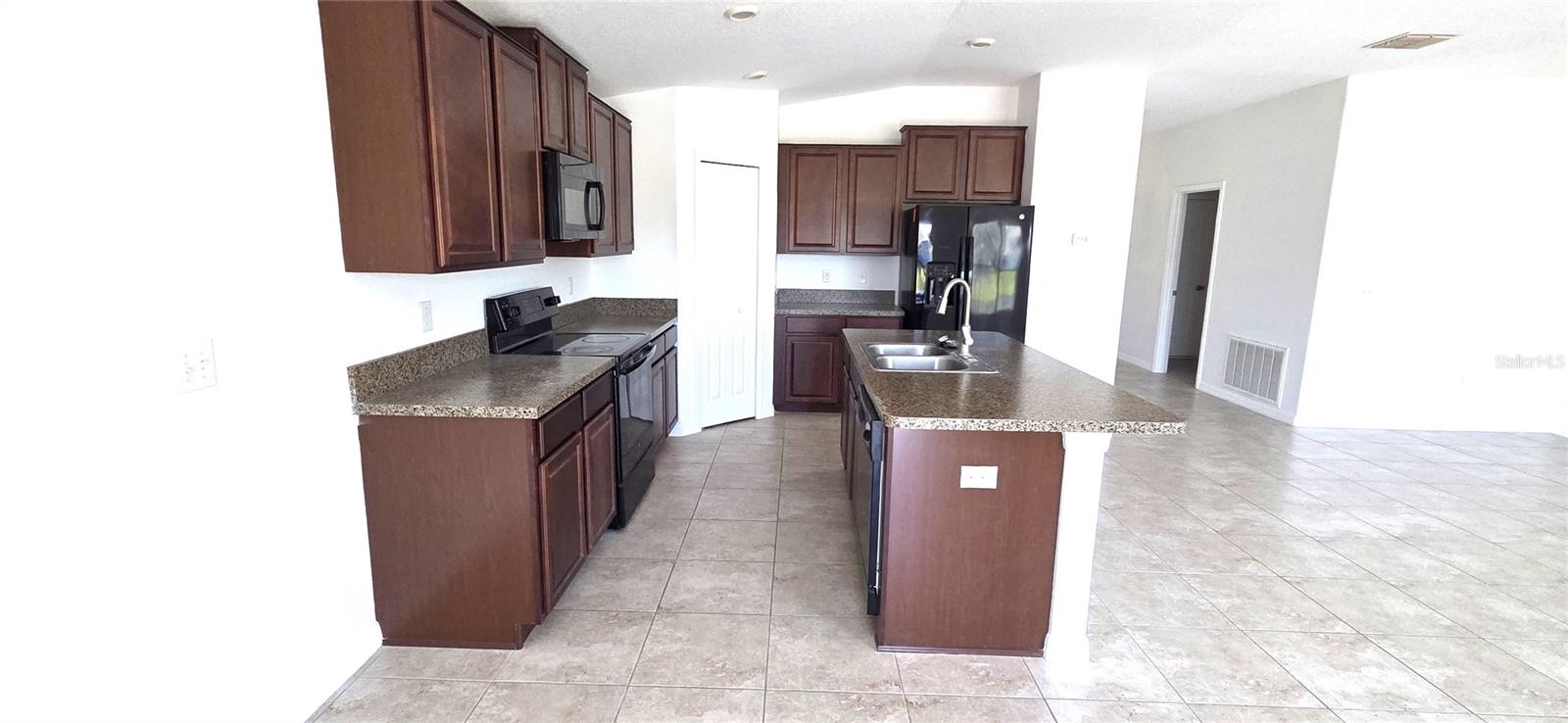 FERN HILL PH 1A - Residential