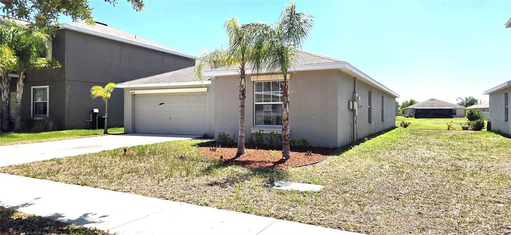 Photo of 10033 Crested Fringe Drive, Riverview, FL 33578 (MLS # L4961159)