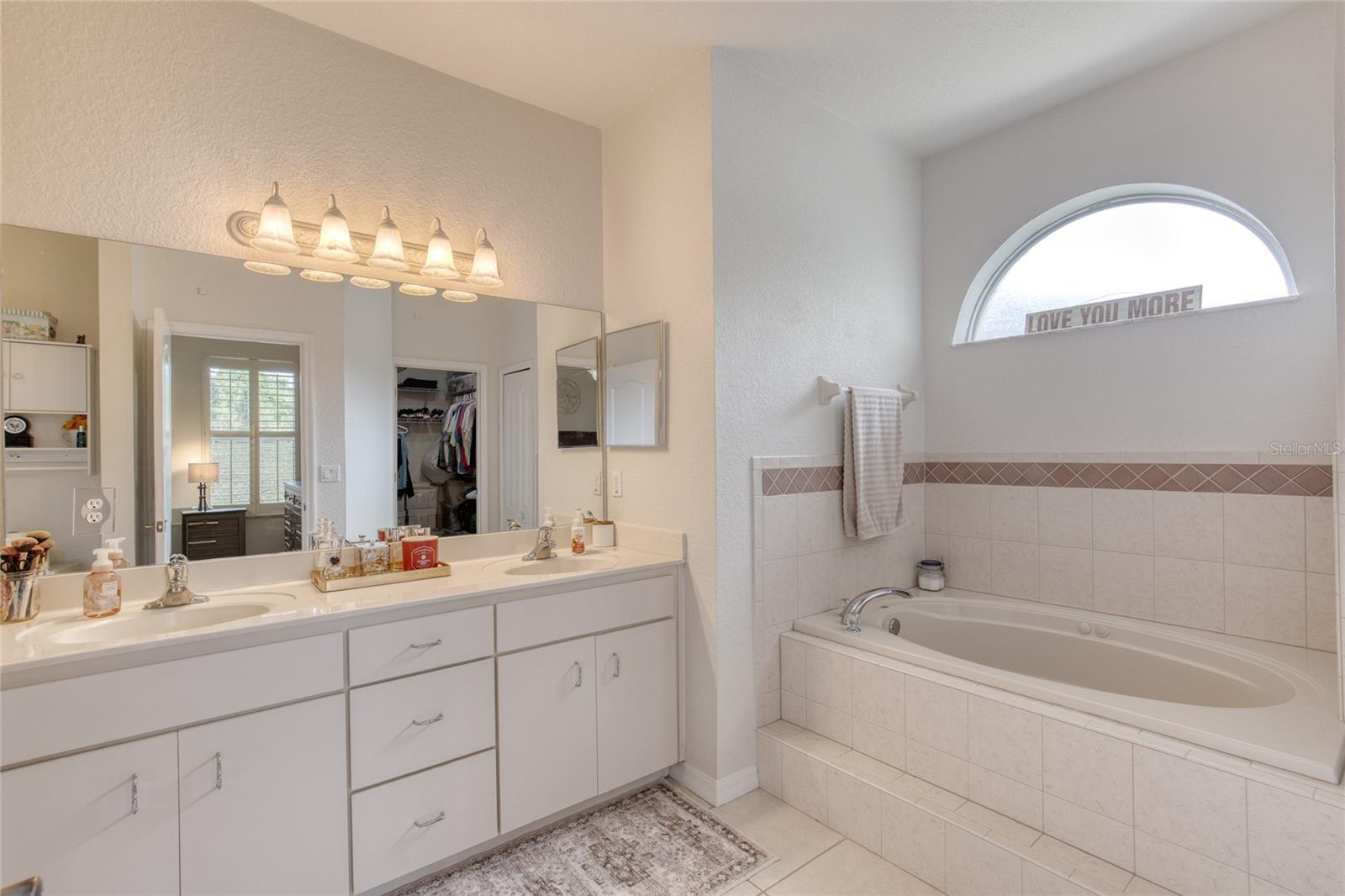 ORMOND LAKES UNIT 11 - Residential