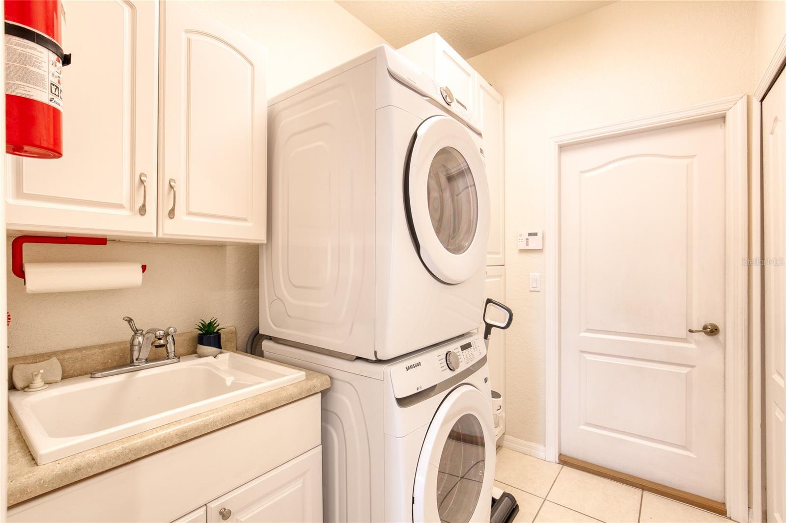 ORMOND LAKES UNIT 11 - Residential