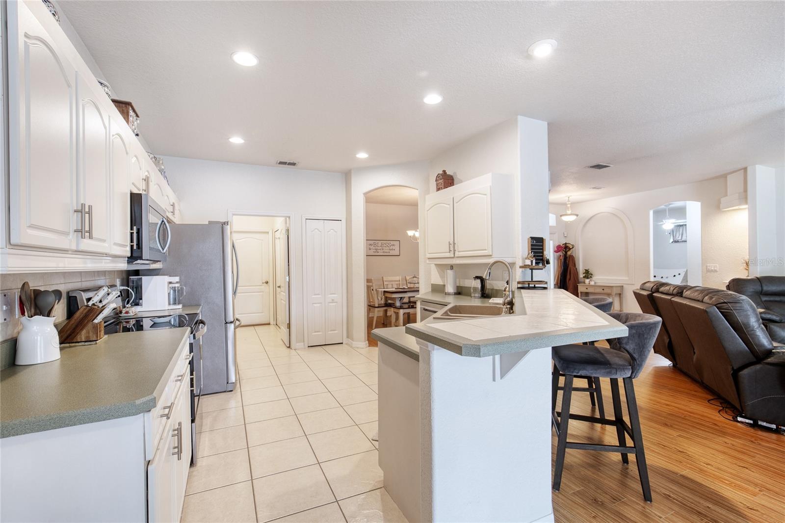 ORMOND LAKES UNIT 11 - Residential