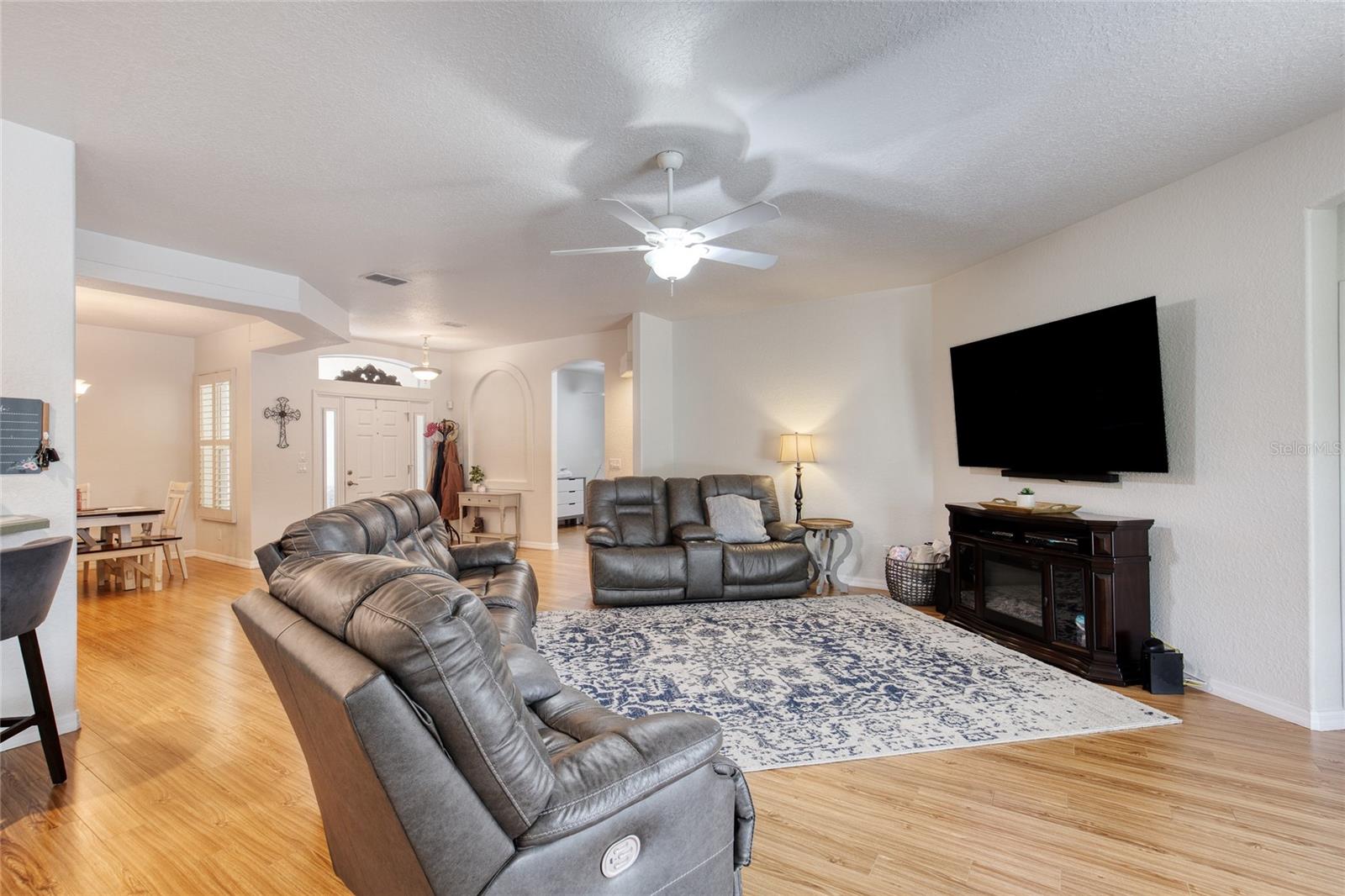 ORMOND LAKES UNIT 11 - Residential