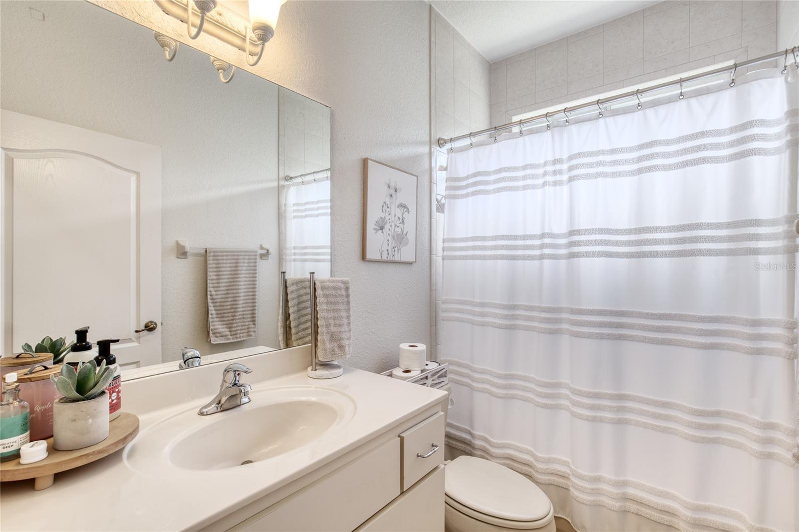 ORMOND LAKES UNIT 11 - Residential