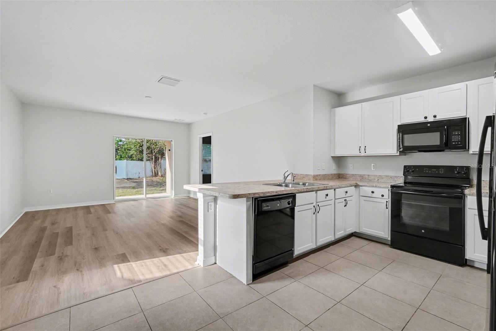 HAWKS LANDING - Residential