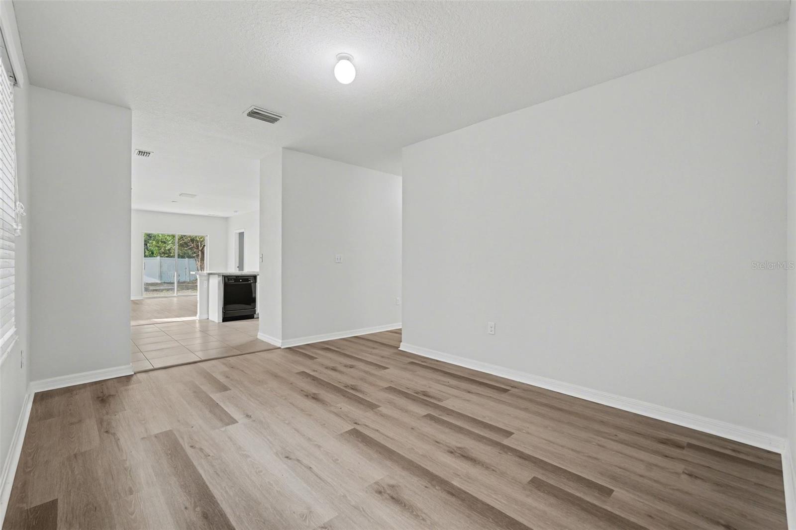 HAWKS LANDING - Residential