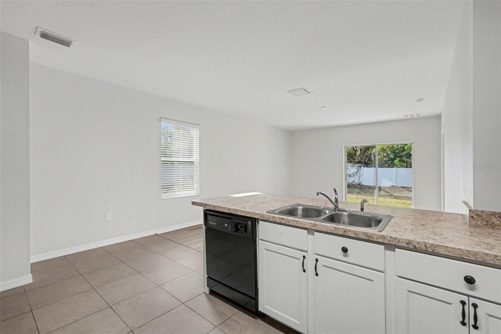 HAWKS LANDING - Residential