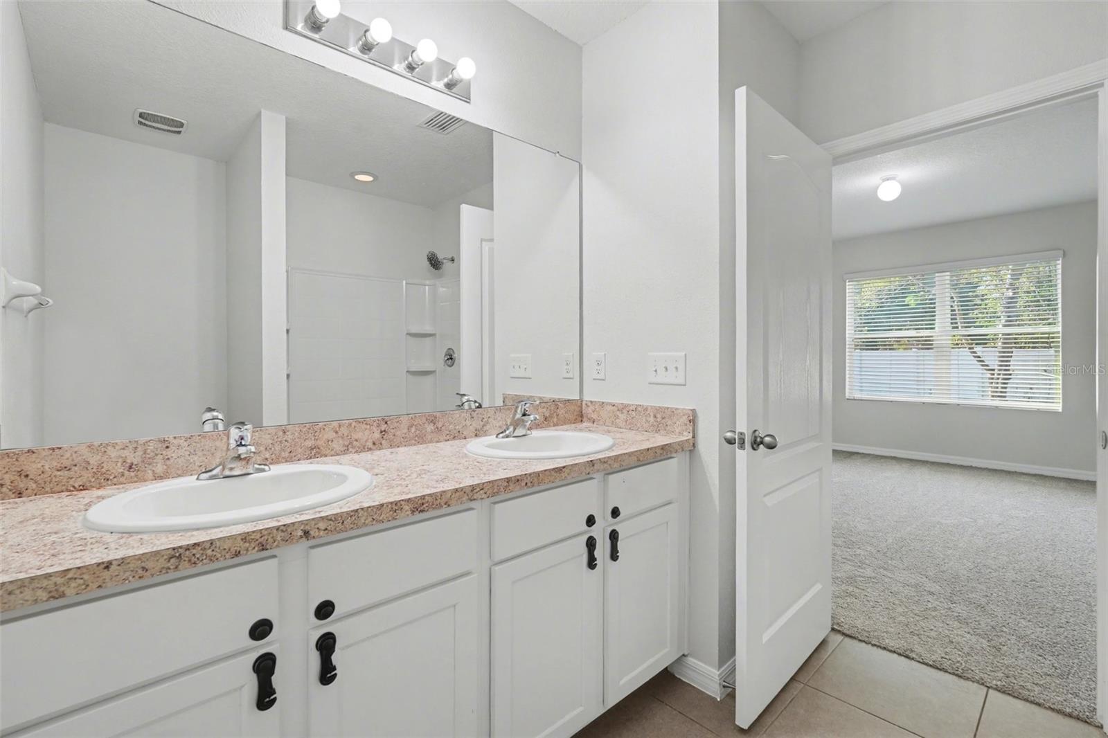 HAWKS LANDING - Residential