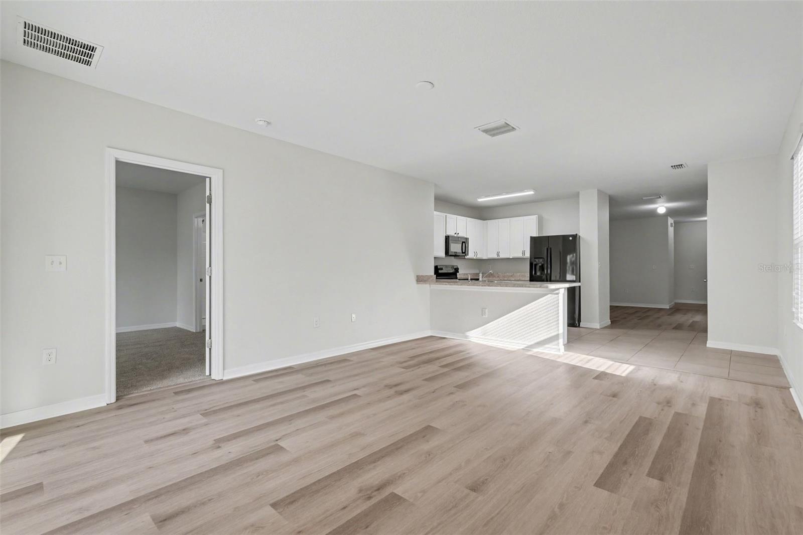 HAWKS LANDING - Residential