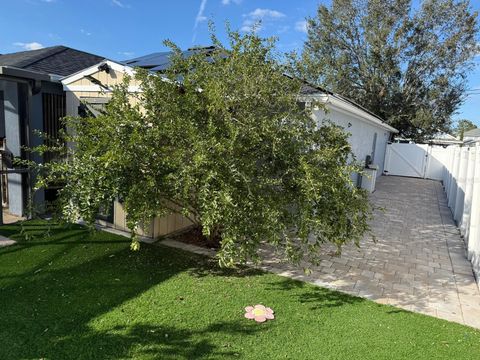 A home in POINCIANA