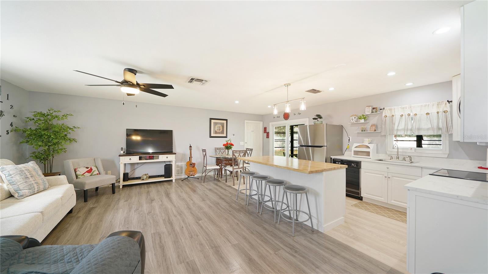 3 FLAMINGO DRIVE