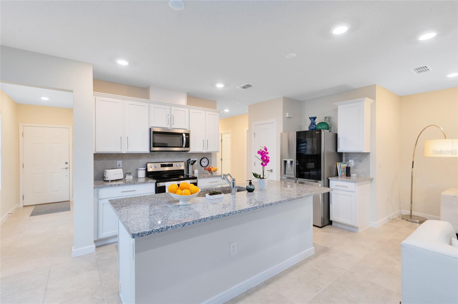 1174 GRAND HAMMOCK COURT