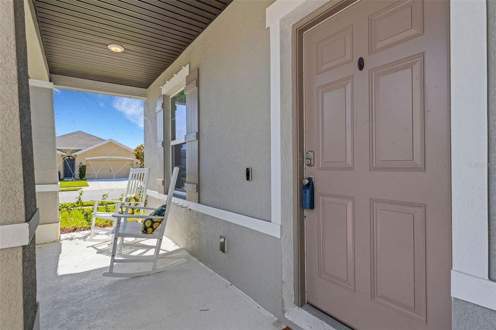 Photo of 2332 Mizner Bay Avenue, Bradenton, FL 34208 (MLS # A4654031)