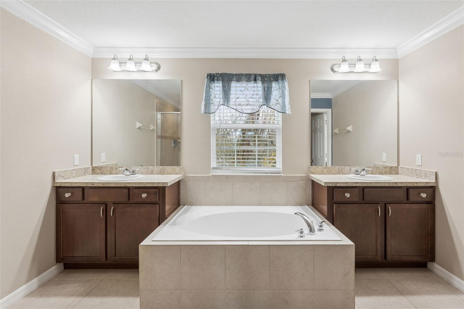 RESERVE AT SAWGRASS - Residential