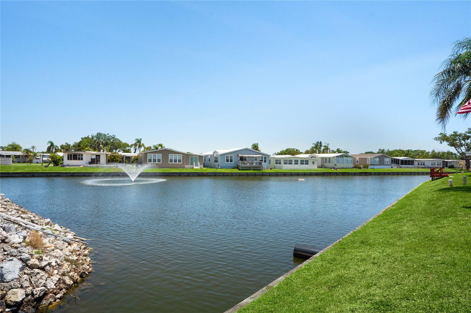 OAKWOOD MANOR - Residential