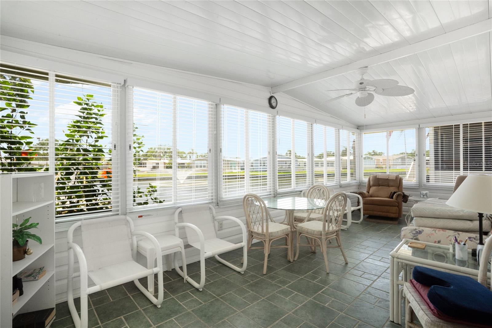 OAKWOOD MANOR - Residential