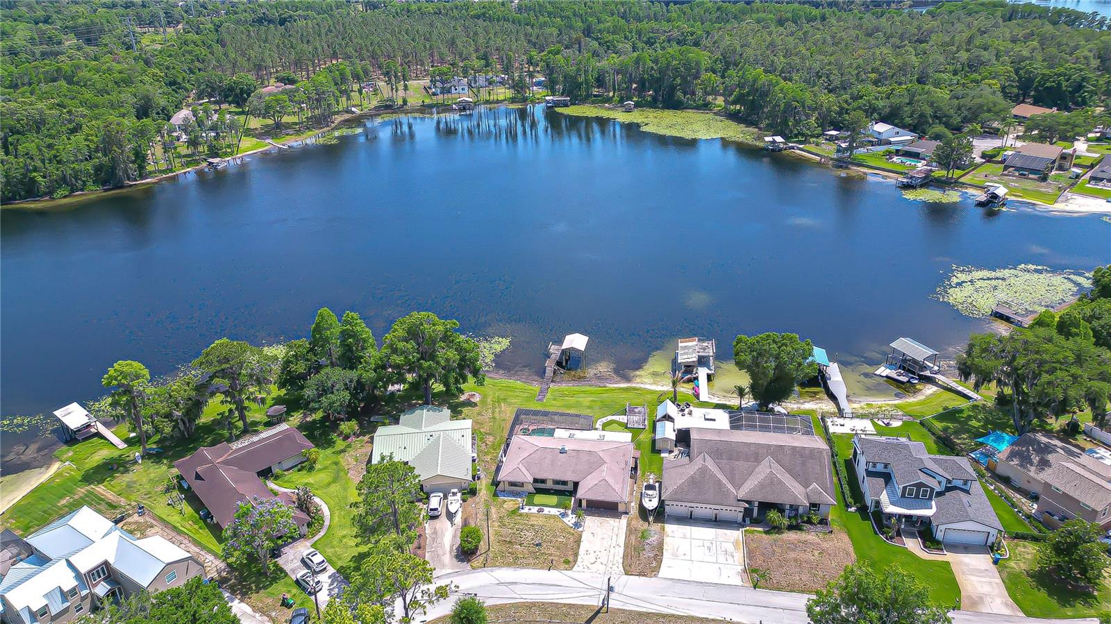 LAKE PADGETT ESTATES - Residential