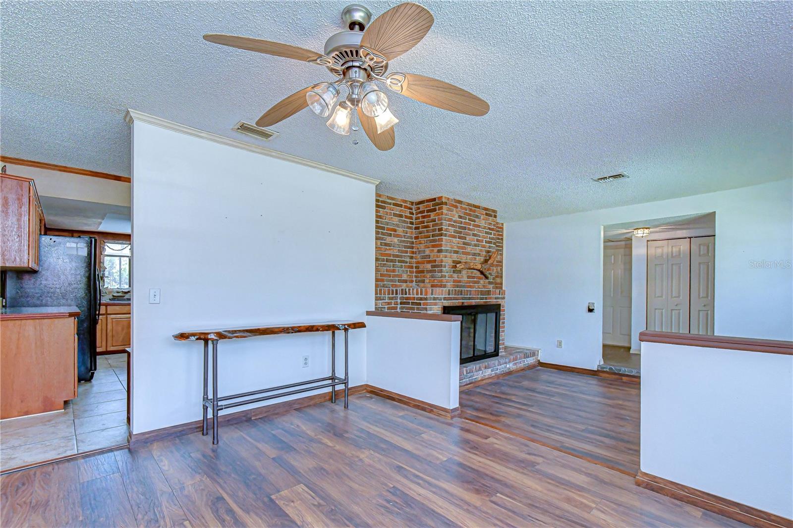 LAKE PADGETT ESTATES - Residential