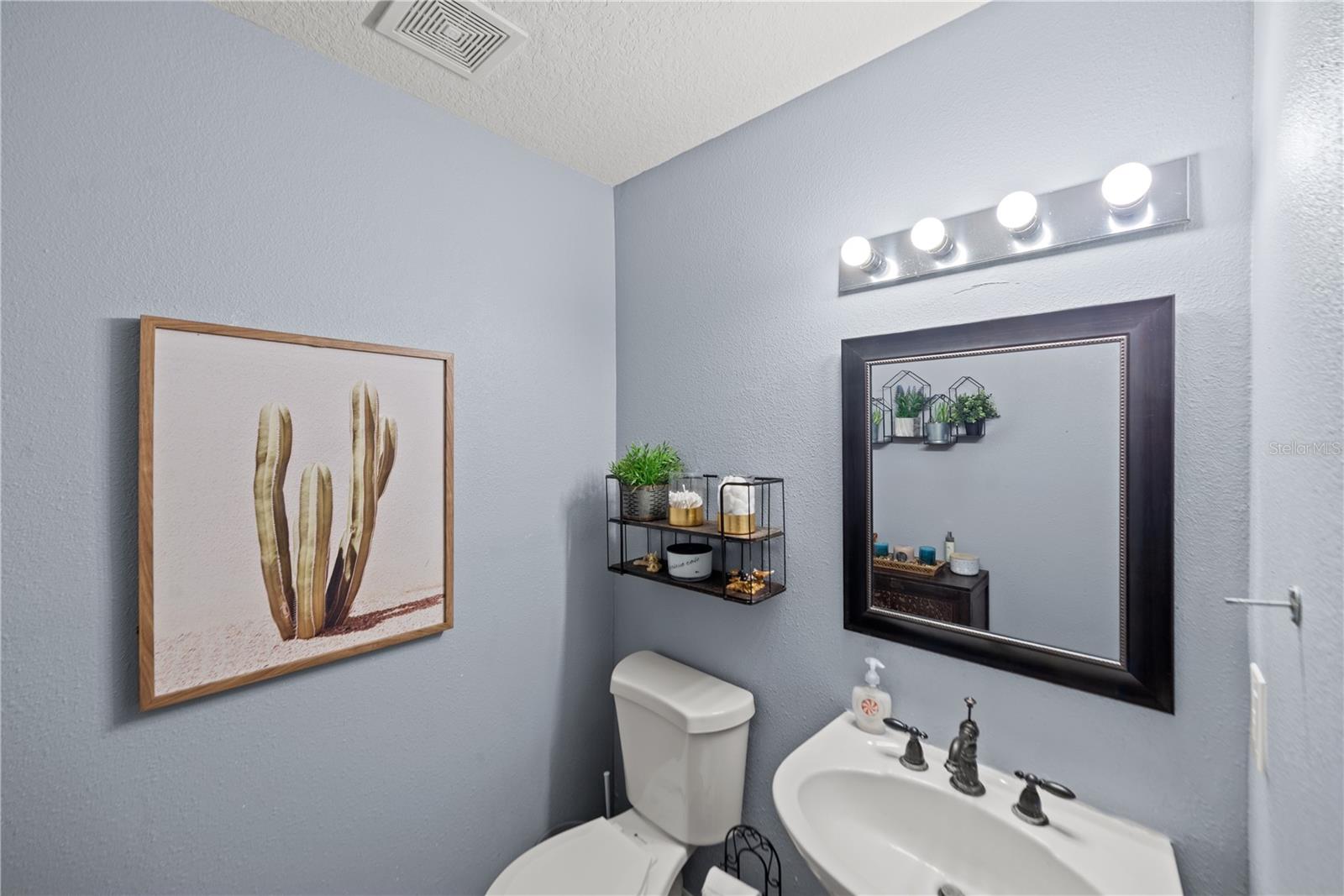 NEW RIVER LAKES VILLAGES B2 & D - Residential