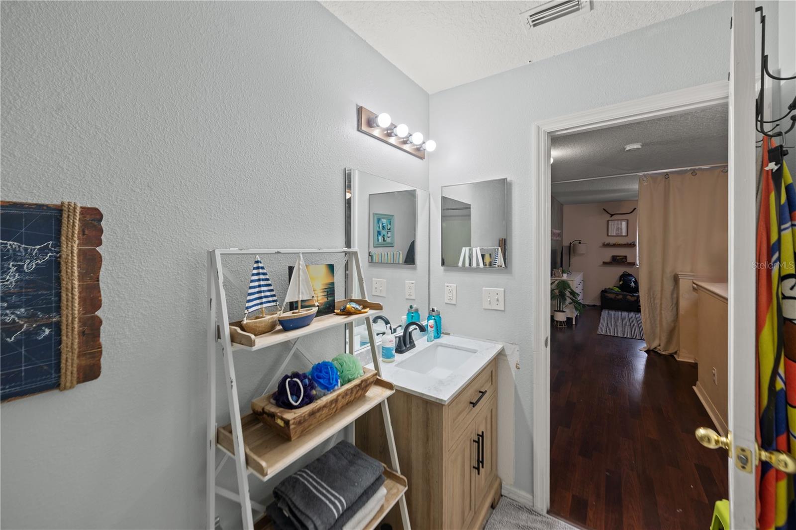 NEW RIVER LAKES VILLAGES B2 & D - Residential