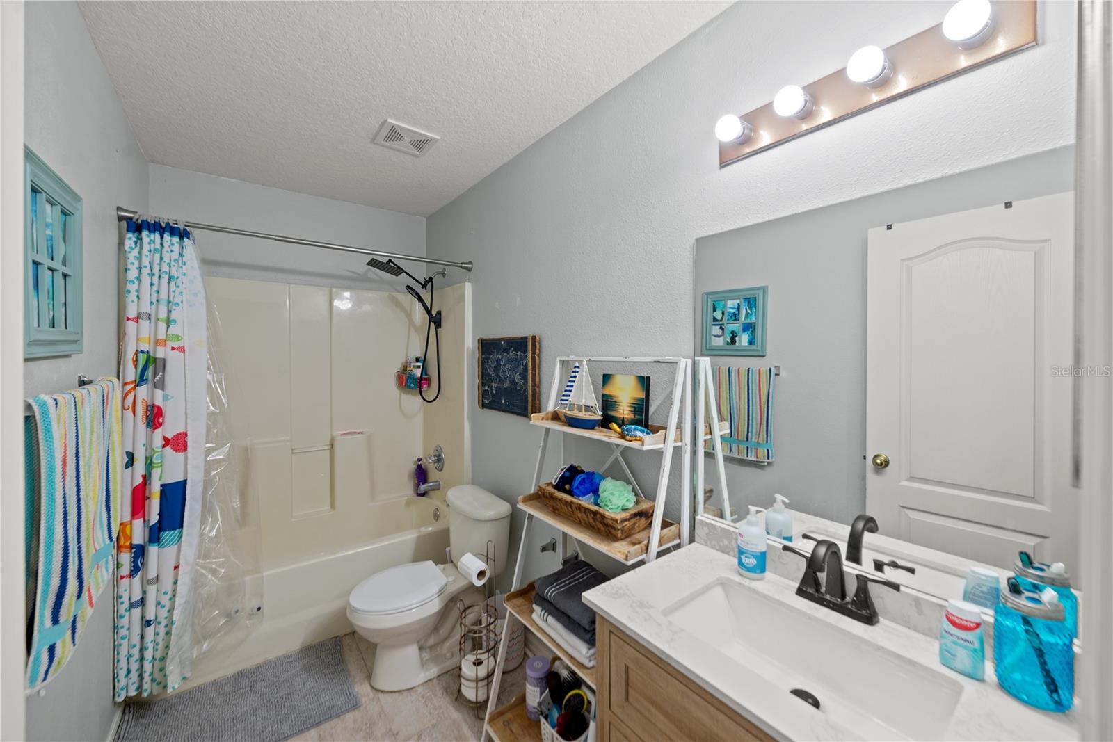 NEW RIVER LAKES VILLAGES B2 & D - Residential