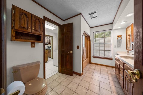Tiny photo for 2300 SE 38th Court, Ocala, FL 34471 (MLS # OM726151)