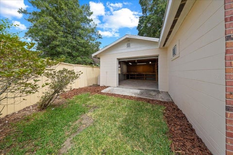Tiny photo for 2300 SE 38th Court, Ocala, FL 34471 (MLS # OM726151)