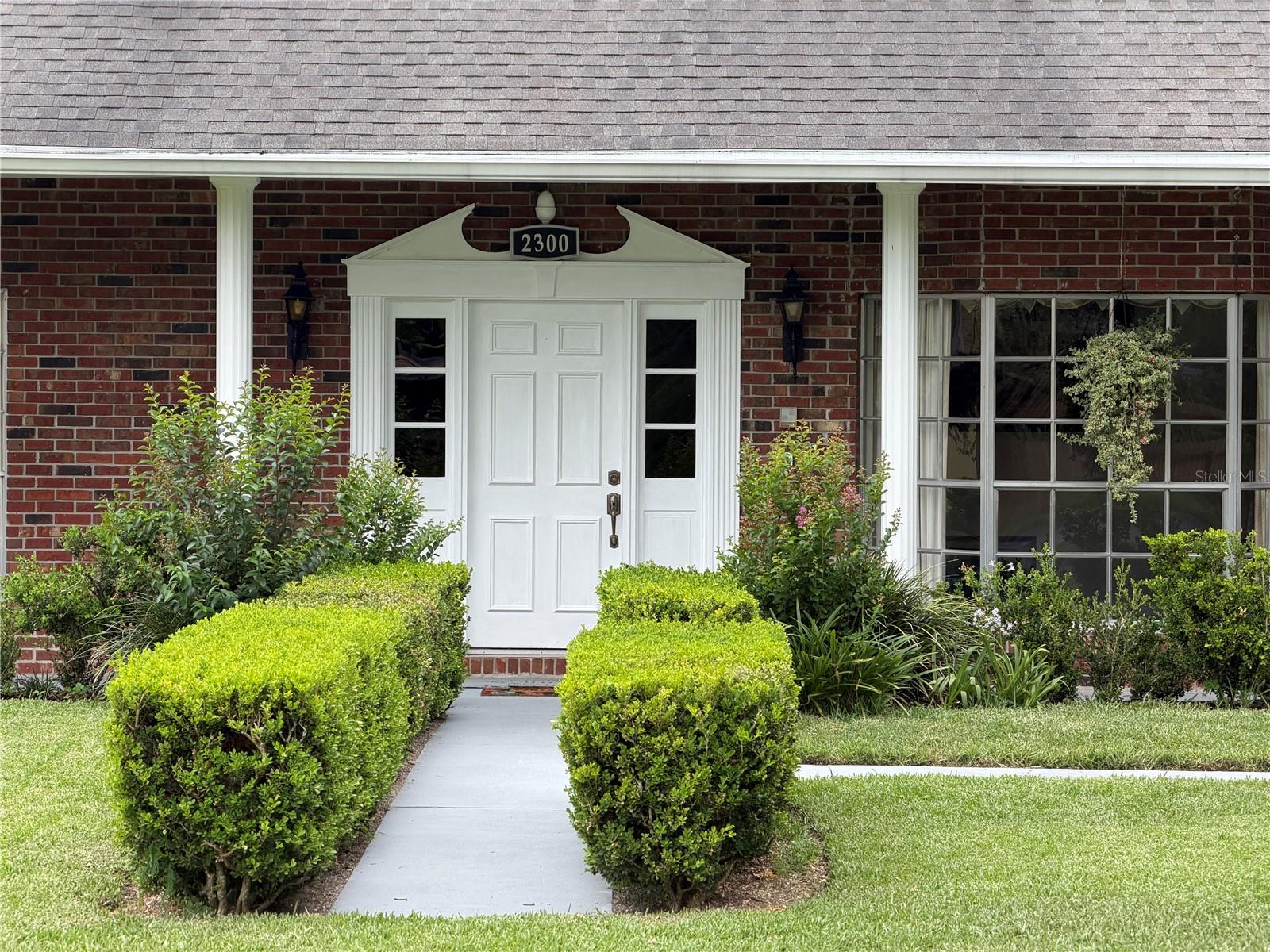 2300 SE 38TH COURT