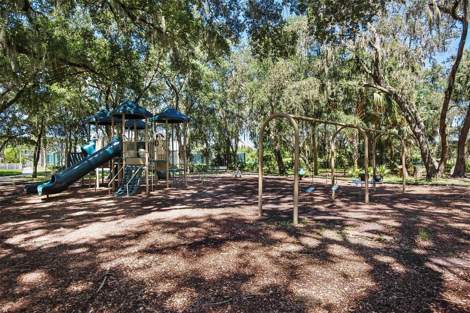 HERITAGE ISLES - Residential