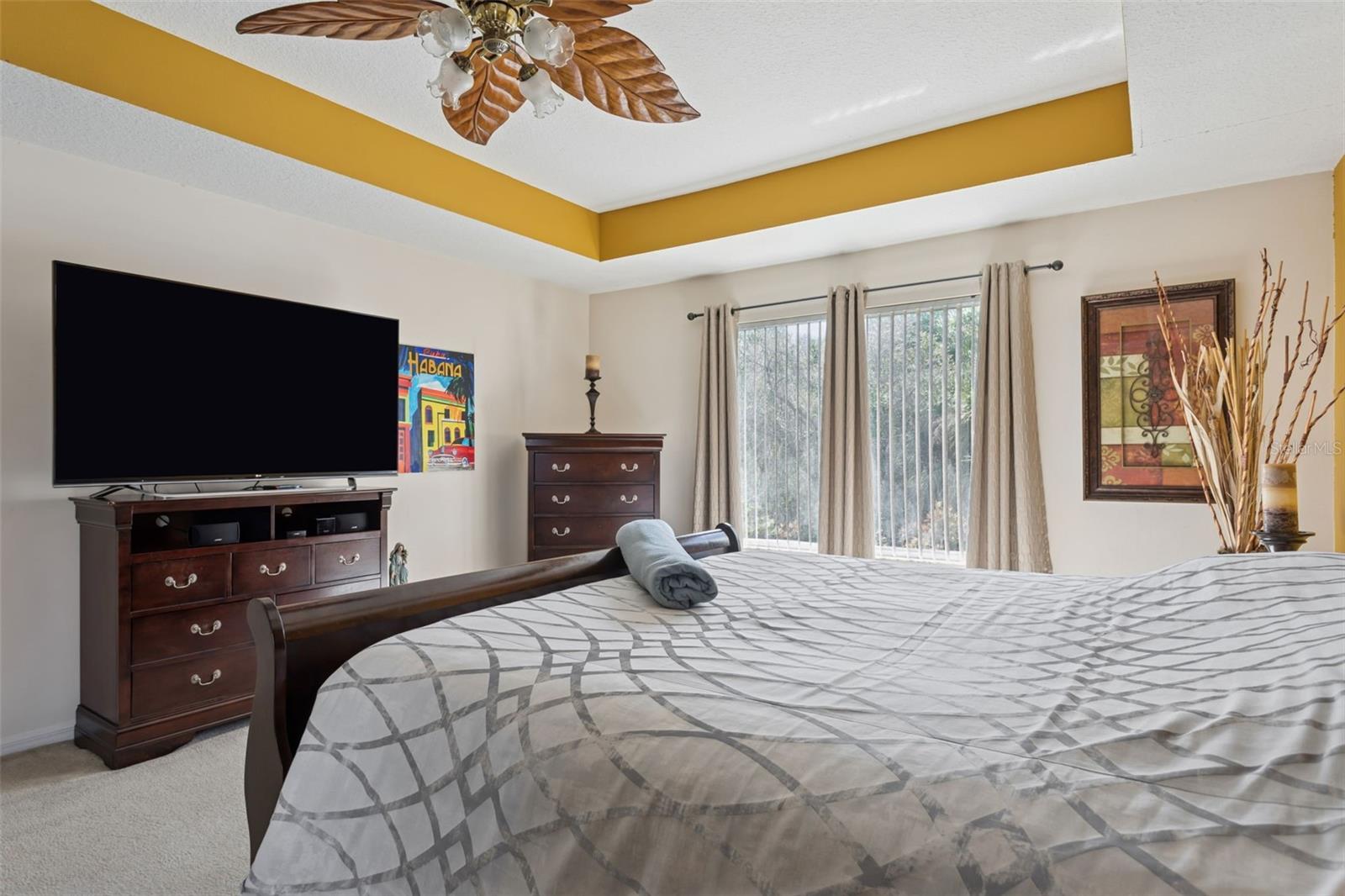 HERITAGE ISLES - Residential