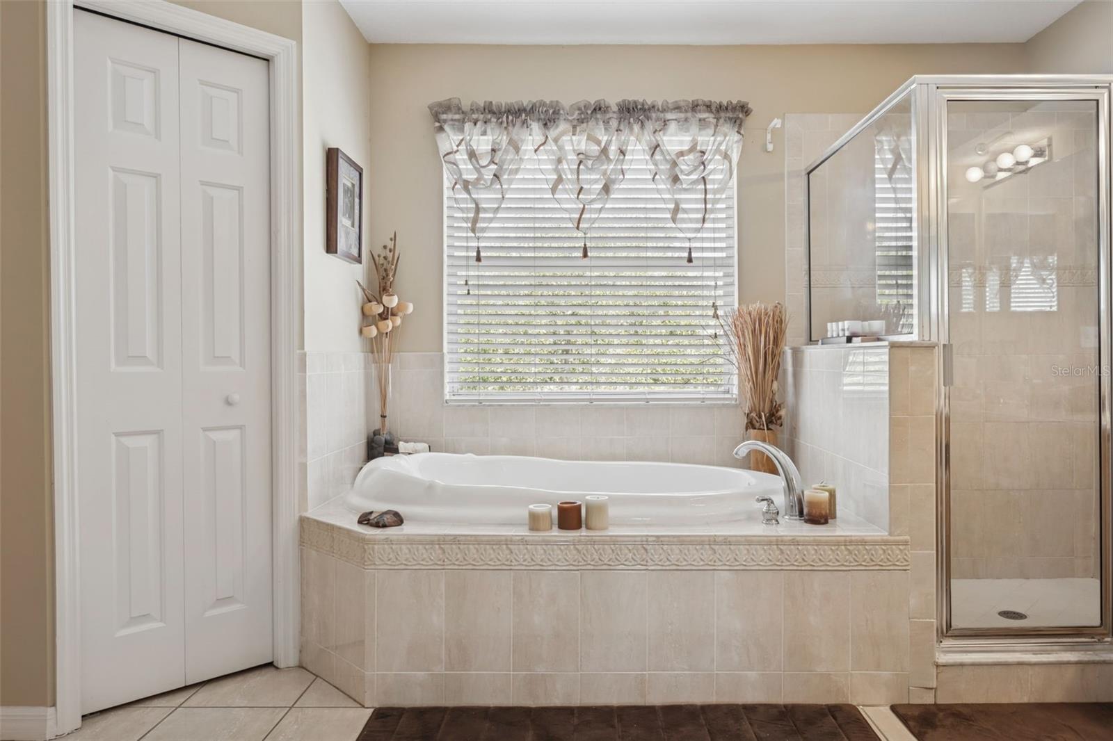 HERITAGE ISLES - Residential