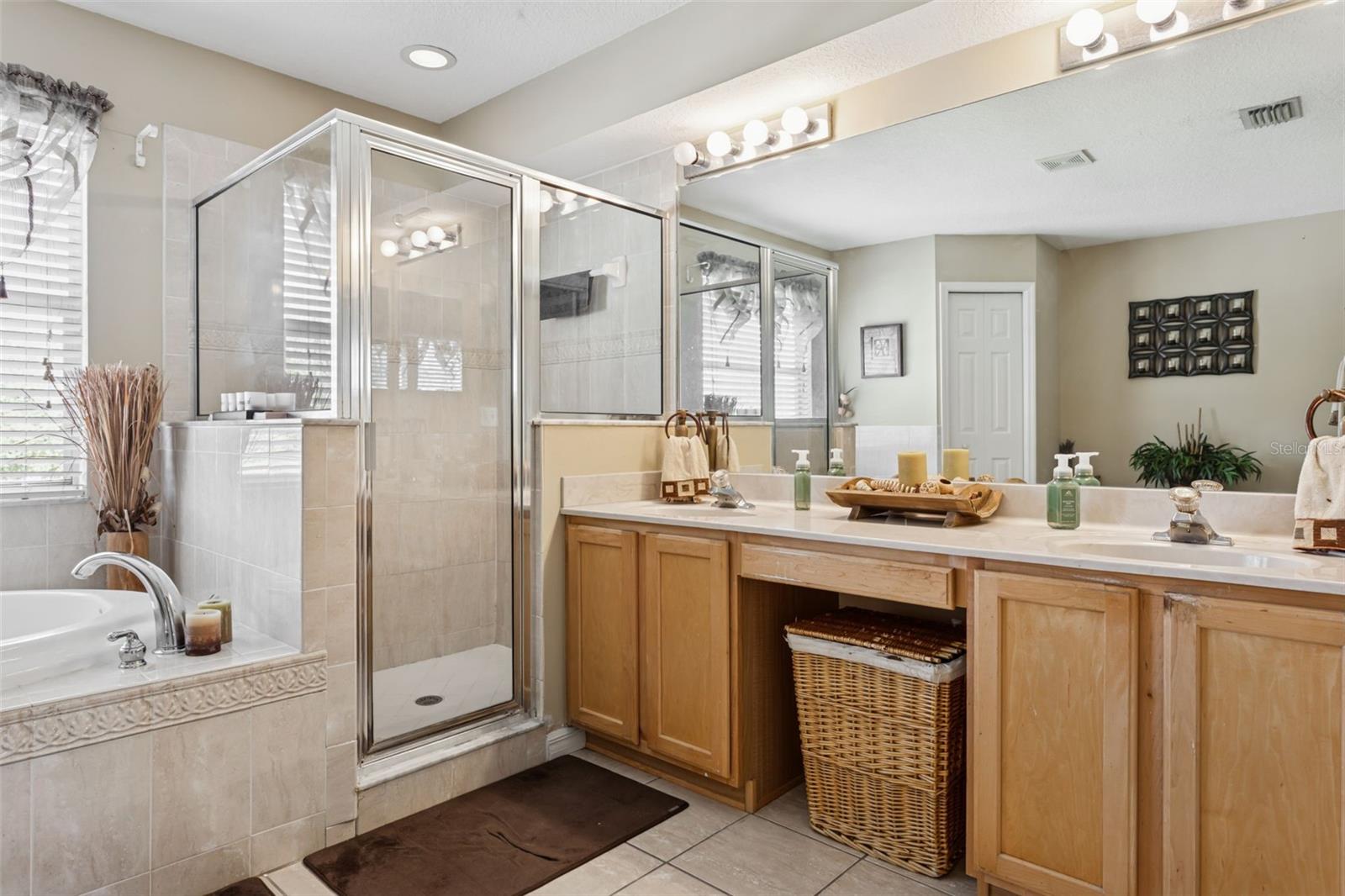 HERITAGE ISLES - Residential