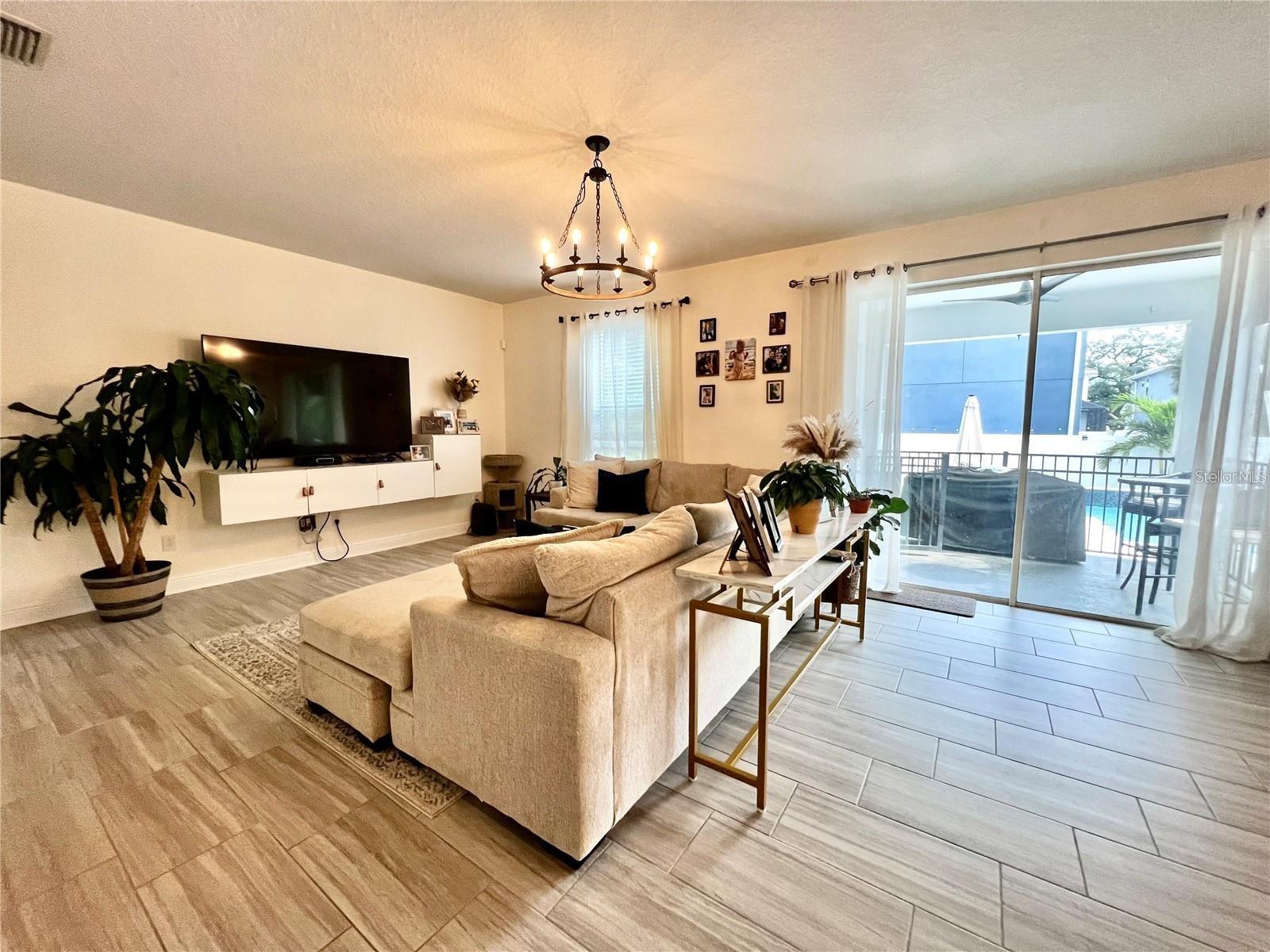 INTERBAY - Residential Lease