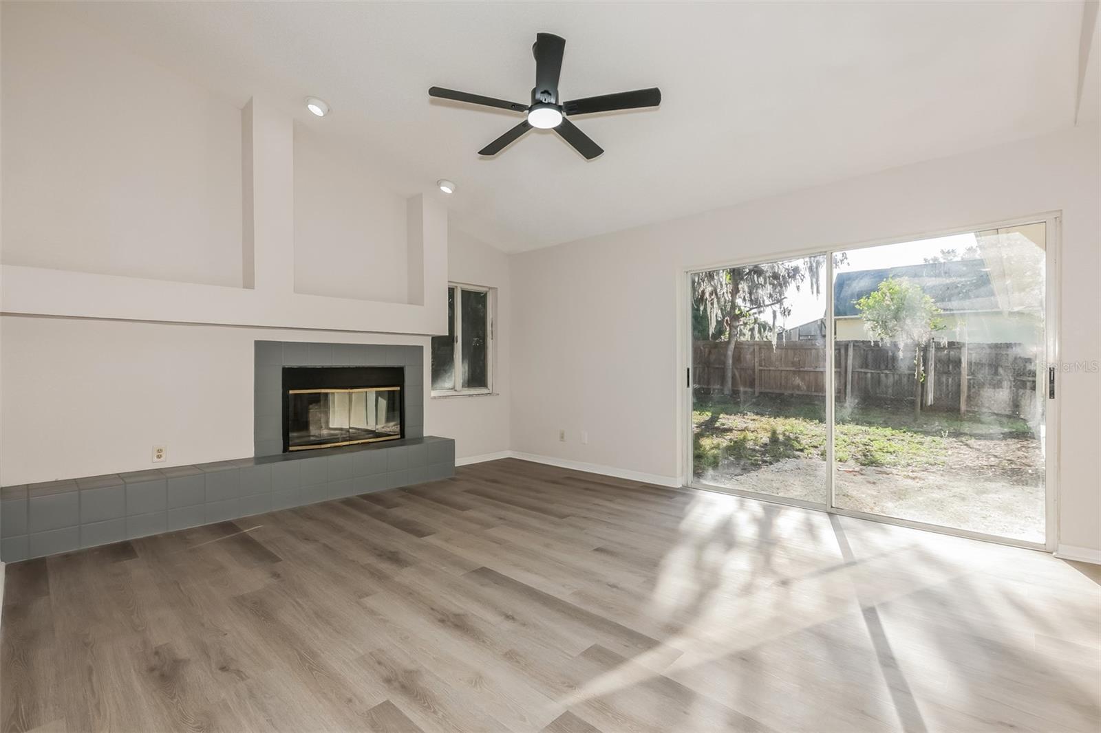 THE PADDOCKS PH II - Residential
