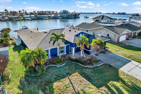 A home in SEMINOLE