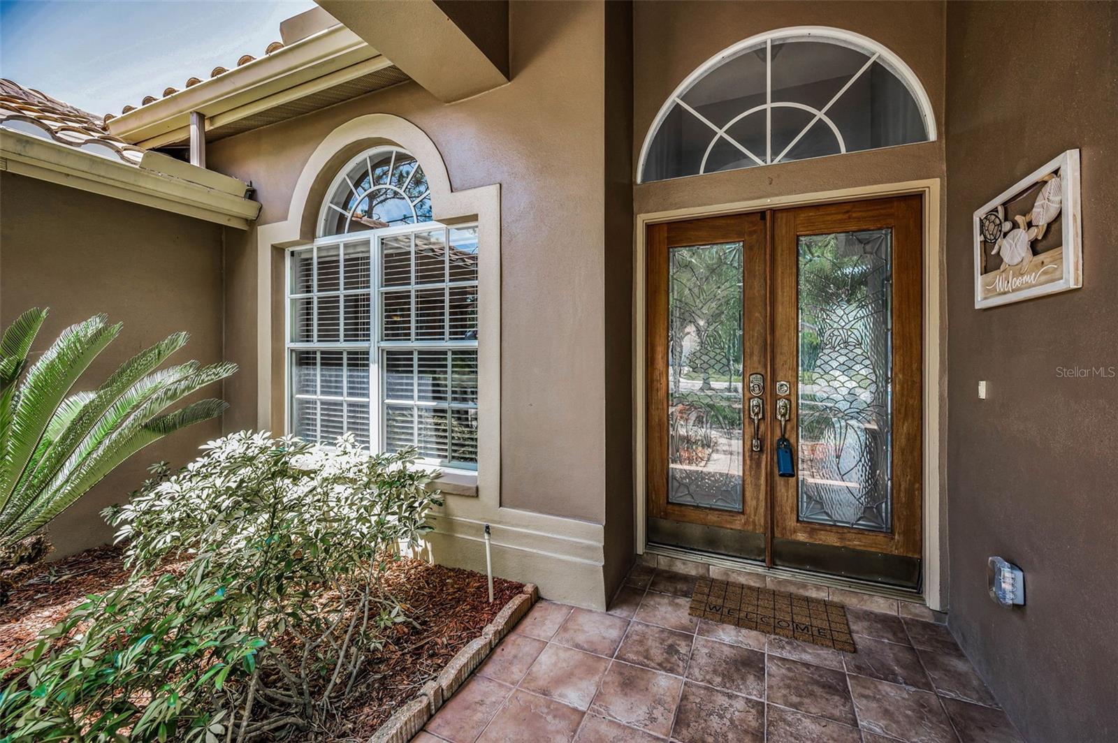 1516 E LAKE WOODLANDS PARKWAY