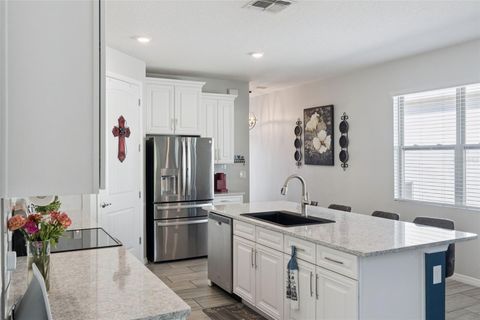 Tiny photo for 17422 Blazing Star Circle, Clermont, FL 34714 (MLS # G5109037)