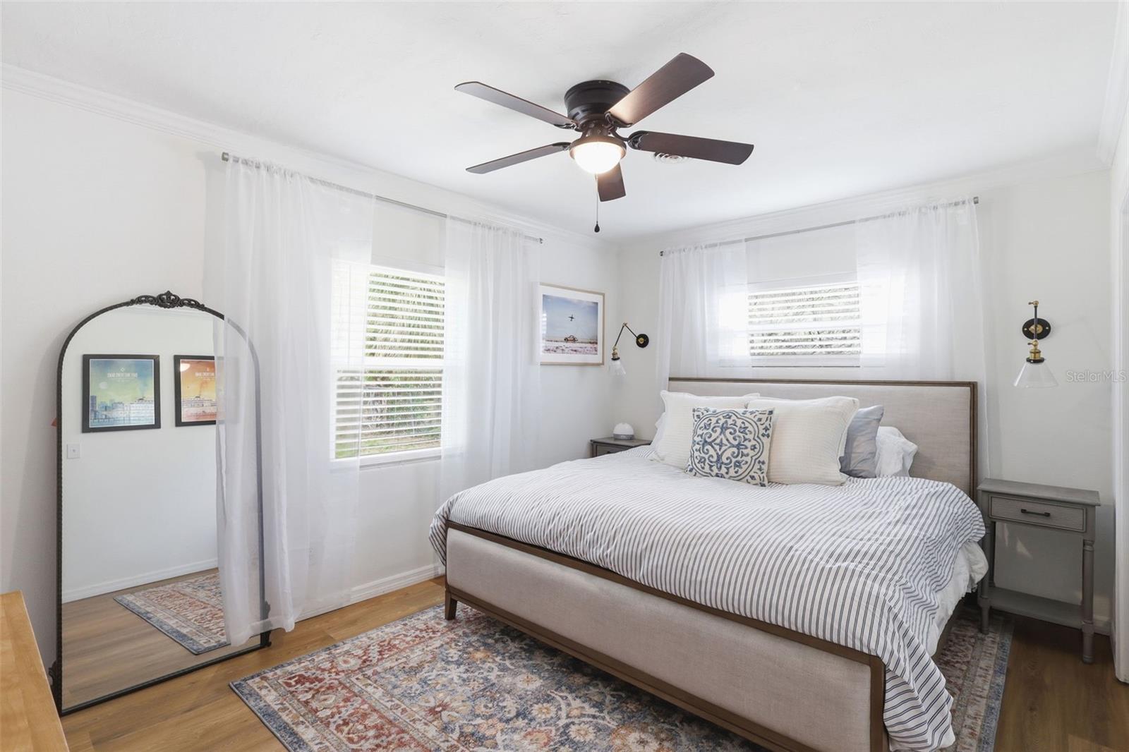 ENGLISH ESTATES UNIT 2 - Residential