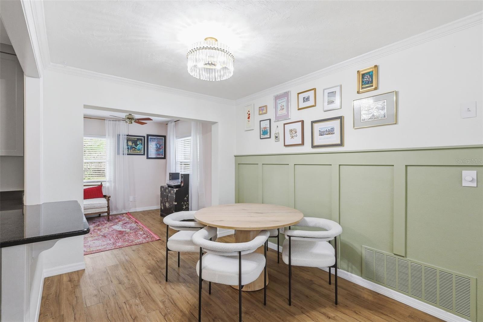 ENGLISH ESTATES UNIT 2 - Residential