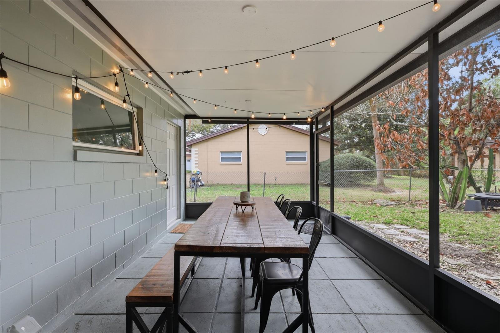 ENGLISH ESTATES UNIT 2 - Residential