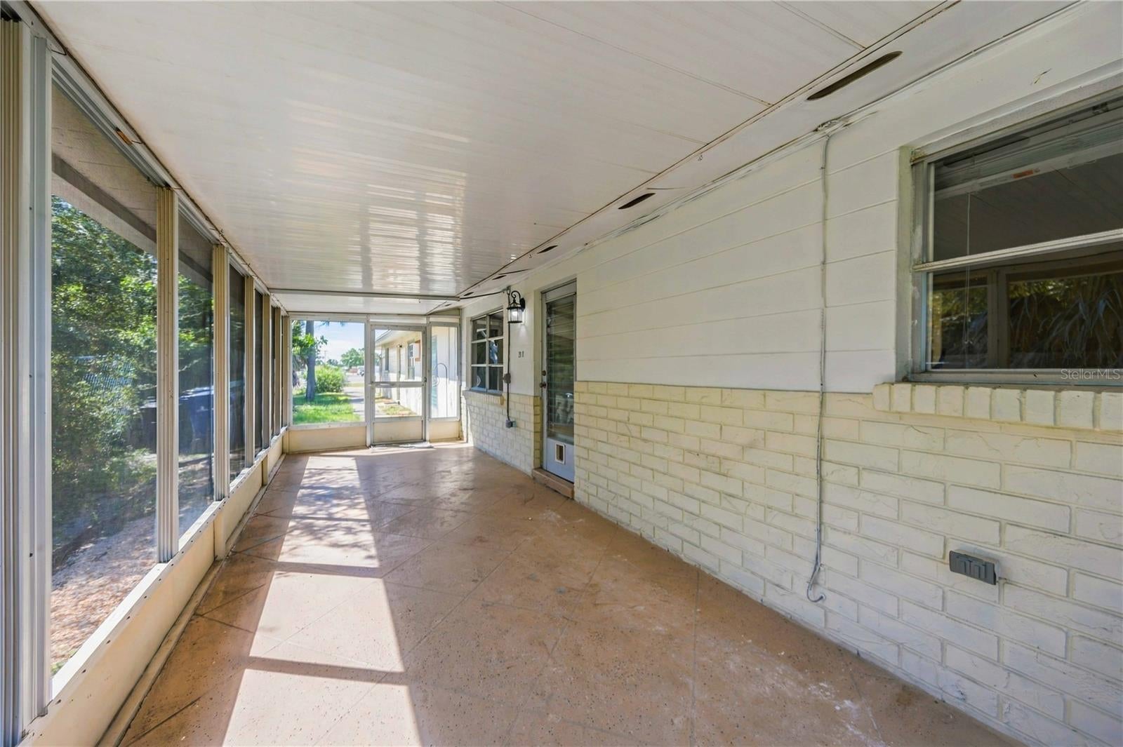 20 W COWLES STREET, ENGLEWOOD, FL, 34223 3 20 W COWLES STREET