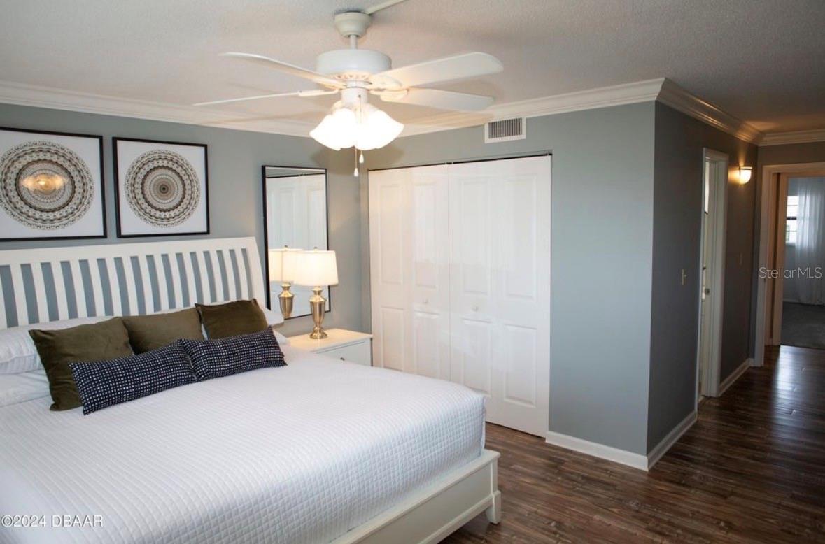 ORMOND BREAKERS - Residential