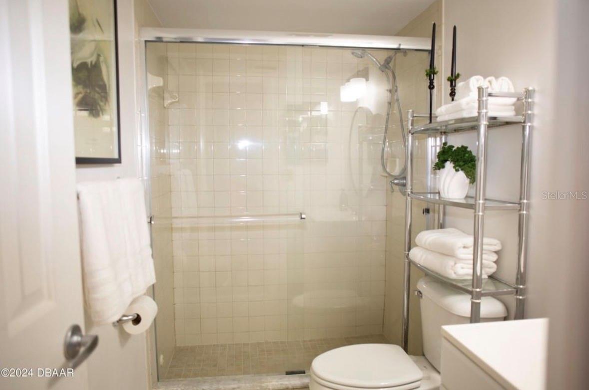 ORMOND BREAKERS - Residential